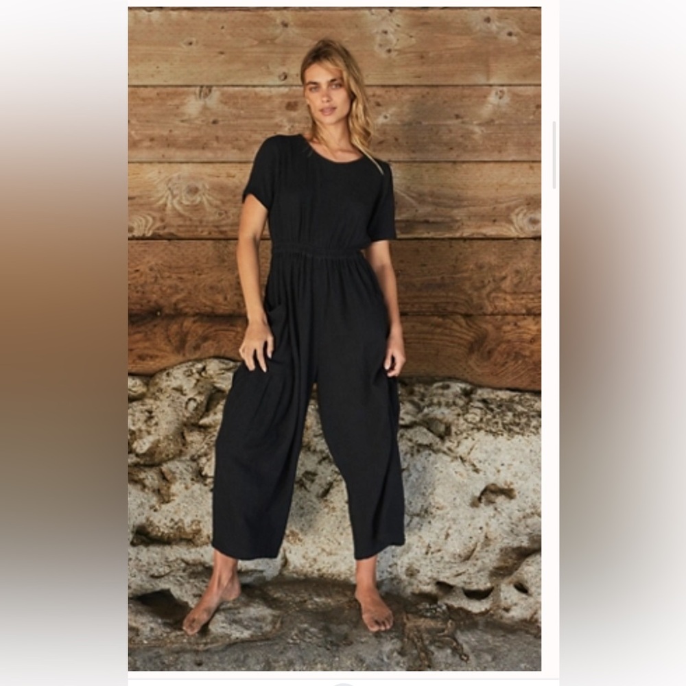 Free people happy to be here one piece